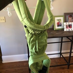 Baby trekker carrier